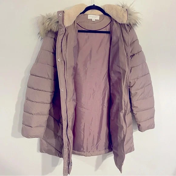 PRICE DROP Laundry By Shelli Segal Rose color Puffer Coat with Faux Fur Hood - Picture 3 of 7